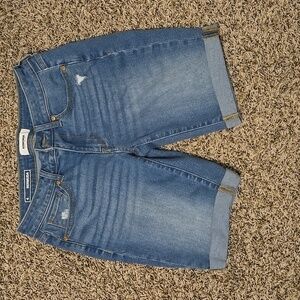 Brand: Sonoma Size: 4  Bermuda Shorts